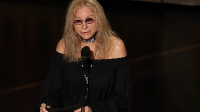 Barbra Streisand delivers a tribute to Robert Redford