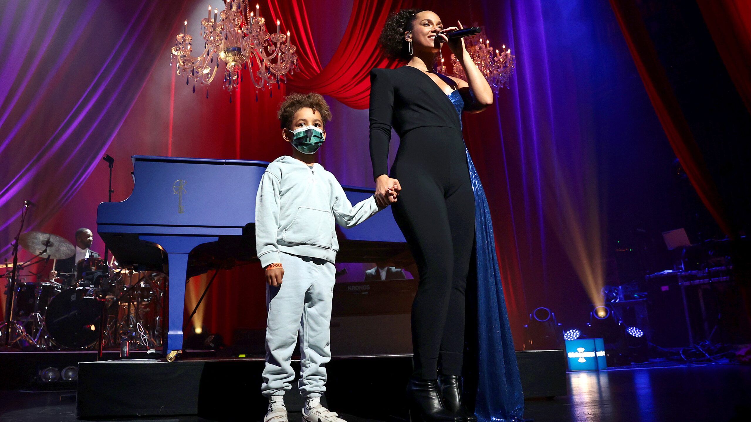Alicia Keys and son