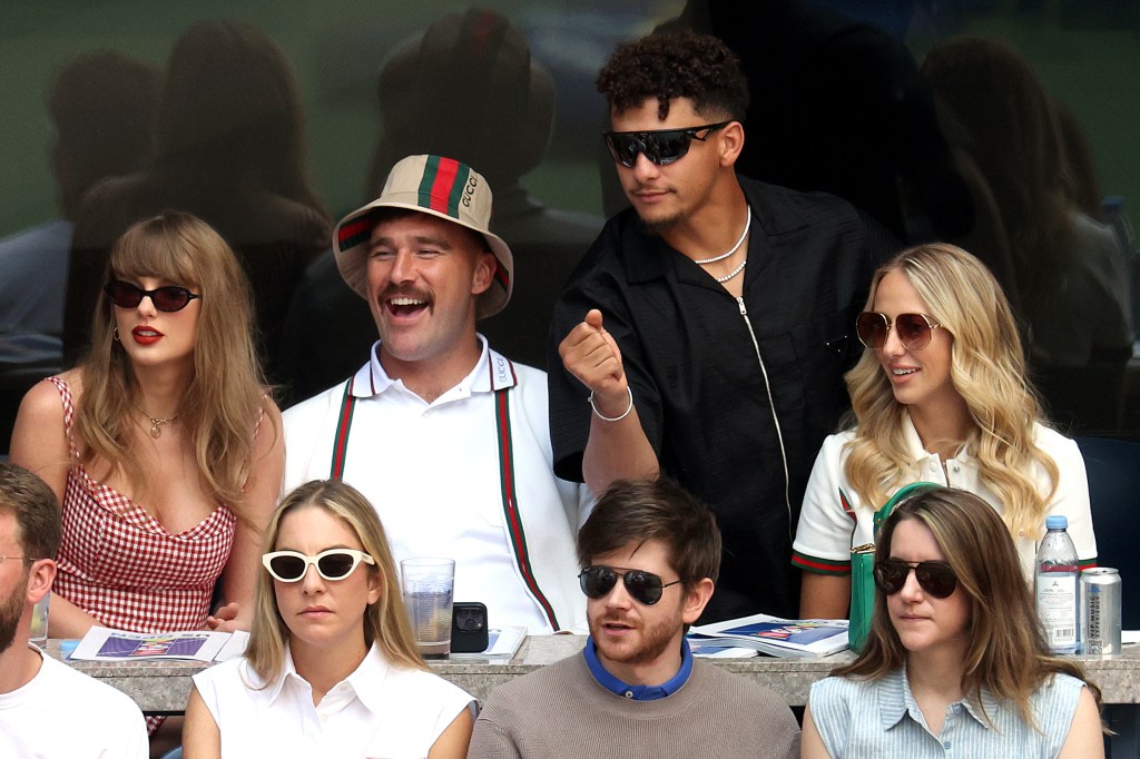 NEW YORK, NEW YORK - SEPTEMBER 08: Singer-songwriter Taylor Swift, Travis Kelce and Patrick Mahomes of the Kansas City Chiefs and Brittany Mahomes attend the Men's Singles Final match between Taylor Fritz of the United States and Jannik Sinner of Italy on Day Fourteen of the 2024 US Open at USTA Billie Jean King National Tennis Center on September 08, 2024 in the Flushing neighborhood of the Queens borough of New York City. (Photo by Jamie Squire/Getty Images)