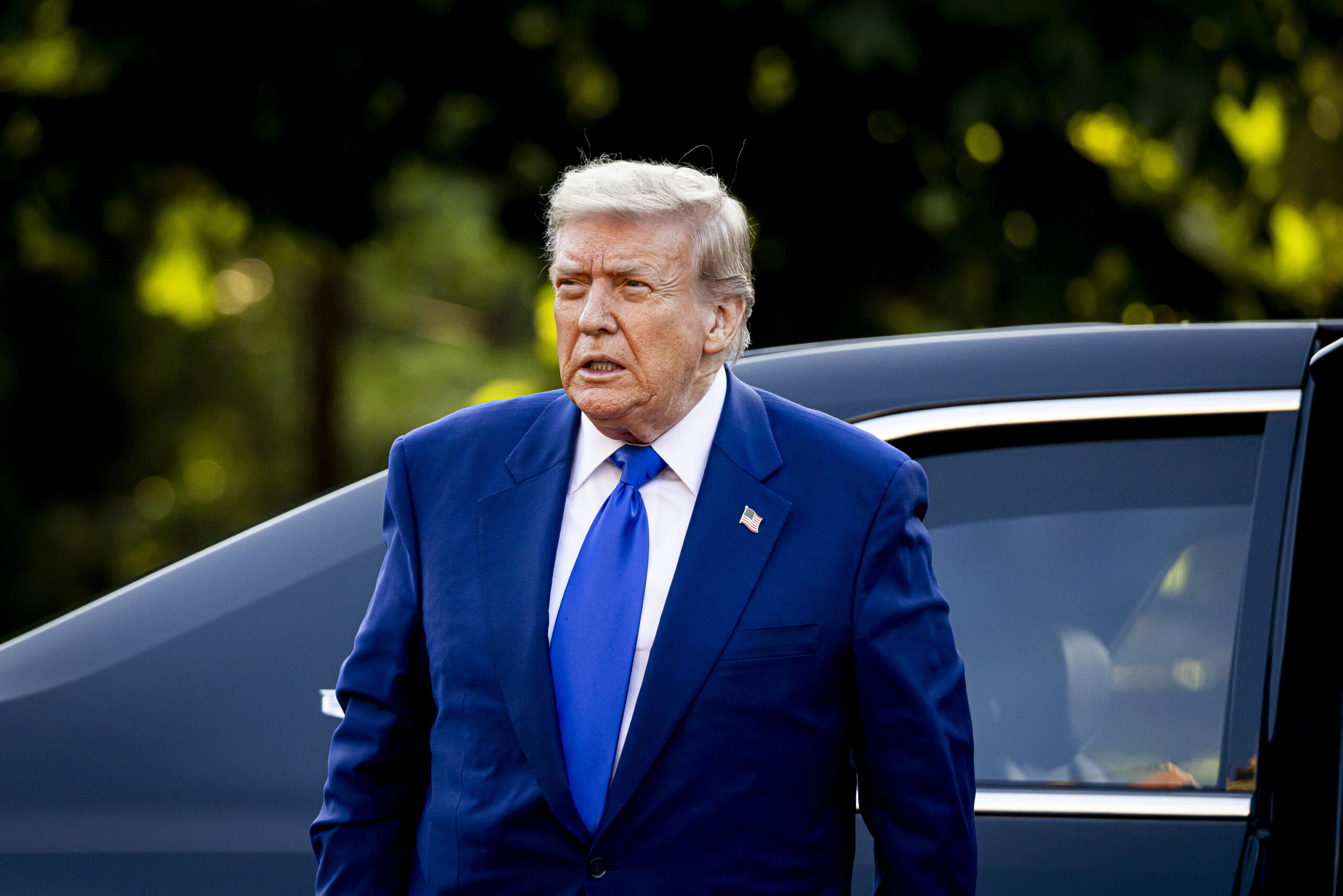 THE HAGUE, NETHERLANDS - JUNE 24: President of the United States Donald Trump arrives at Huis ten Bosch Palace for a dinner during the NATO Summit 2025 on June 24, 2025 in The Hague, Netherlands. (Photo by Patrick van Katwijk/Getty Images)